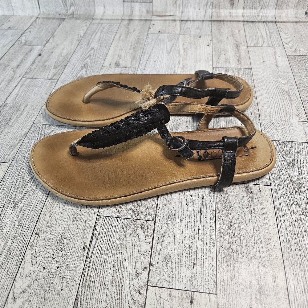 Olukai Black Leather T-Strap Thong Sandal Ankle Womens 8 Kukuna Comfort Summer